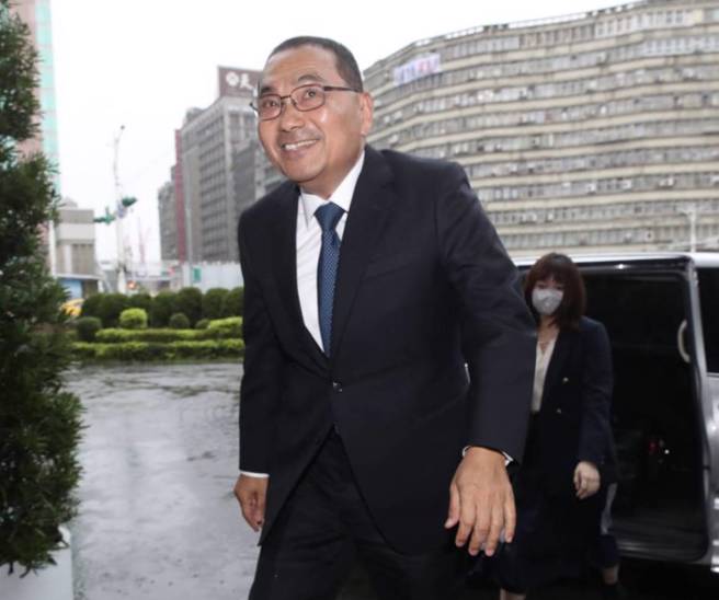 死刑存废再度引发讨论，侯友宜重申他坚决反对废死。图为监委24日约询侯友宜，调查1989年世台会总干事罗益世回台遭强制驱逐出境案。（陈君玮摄）