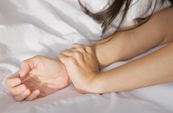 日本偶像制作人爆发利用权势诱骗旗下偶像发生性行为。（示意图／shutterstock/达志）