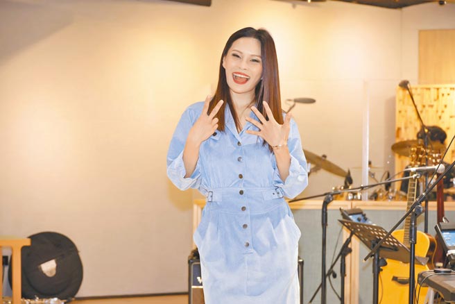 周蕙將在5月4日於北流開唱，23日進行練團活動。（寬宏藝術提供）