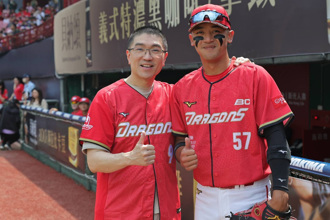 谢国梁担任开球嘉宾遭质疑 王义川失言引误解