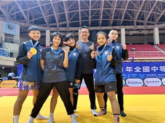 擺脫肩傷  布農族女將林沛芯全中運柔道奪金！桃源國中大放異彩