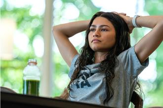 爛番茄95％新鮮認證！辛蒂亞《挑戰者》陷猛烈三角關係