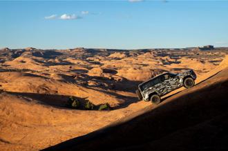 全新Defender OCTA 7／3全球首演 台限量18輛 準車主赴日預賞