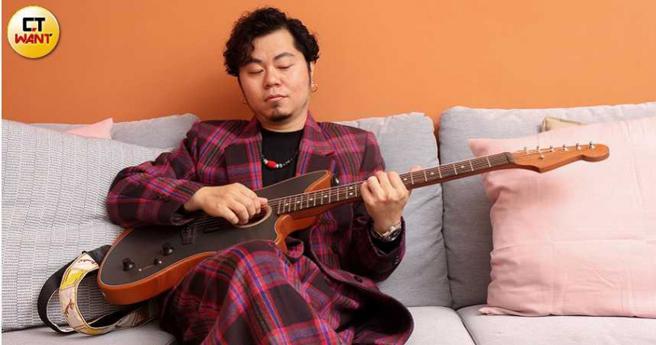 由于客语歌的听眾较少，黄子轩坦言曾经到处碰壁。（图／林士杰摄）