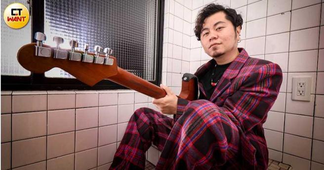 刚开始做音乐时黄子轩经济拮据，一天不能花超过200元。（图／林士杰摄）