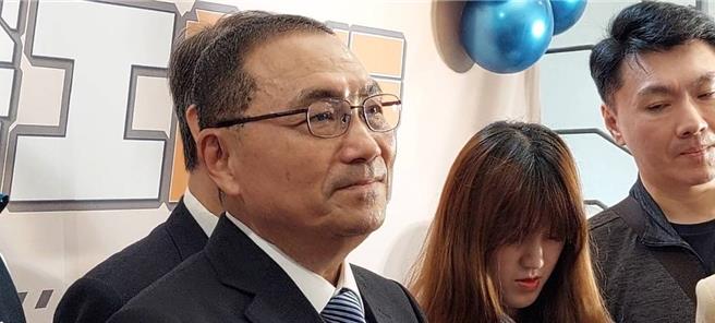 延續政治影響力，新北市長侯友宜傳出有可能參選國民黨主席，被問到有可能參選黨主席嗎？侯友宜今受訪表示，「昨天看了報紙才知道，現在最重要是把現階段工作做好」。（陳慰慈攝）