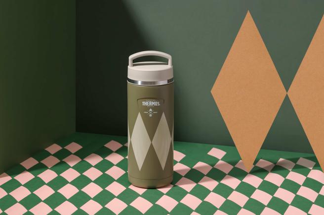 真空保溫瓶IS2304系列，120周年復刻版，945 ml / 2100元。（膳魔師提供／古明弘台北傳真）