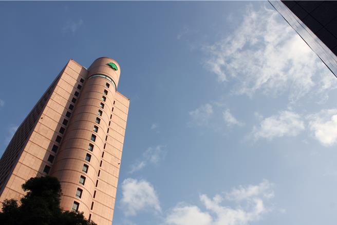 富邦金股利出炉! 董事会通过拟配放现金股利2.5元、股票股利0.5元。(资料照／洪凯音台北报导)