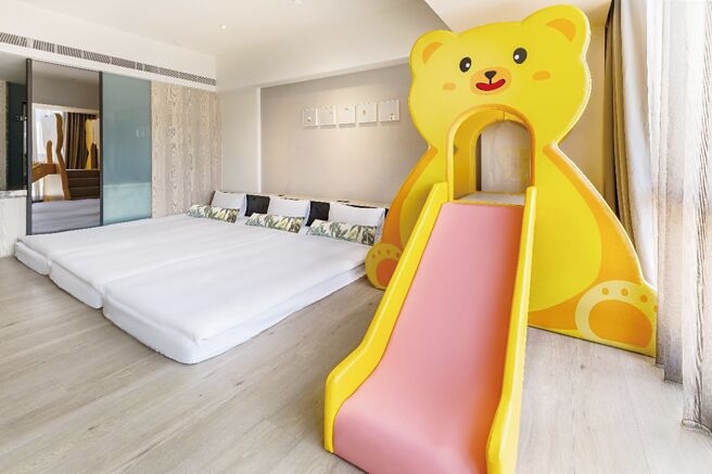 新悦熊家族IP打造，让旅客入住期间也能无时无刻看到熊家族。图／新悦花园酒店提供