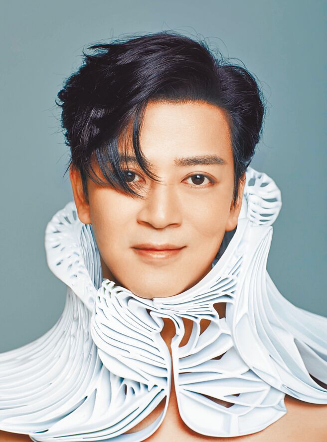 陳曉東24日宣布啟動新巡演，期待與各地粉絲相見。（火爆娛樂提供）