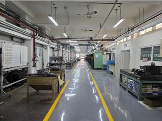 勞動部培訓銲接人才！重整修銲接工場 引進AR模擬銲接機