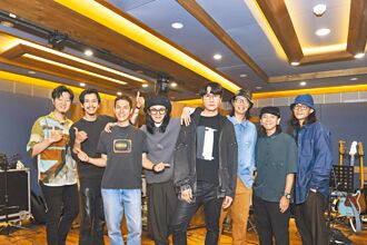 宇宙人周末炸蛋 小玉狂掉8公斤