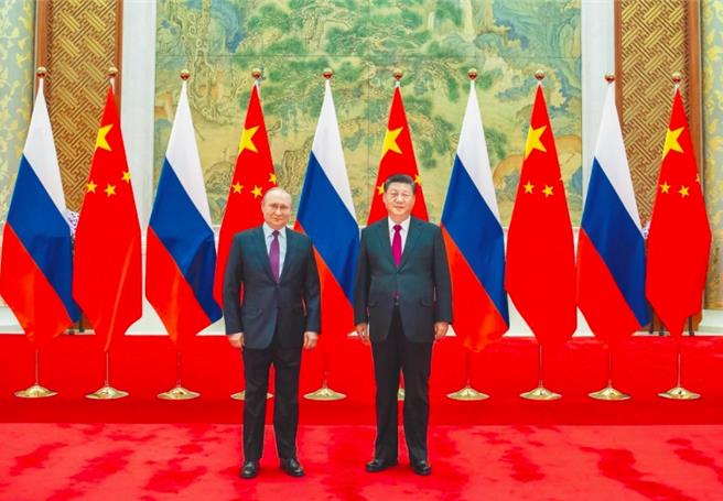 若想与西方建立良好关系，北约秘书长：中国必须停止援俄。（新华社）