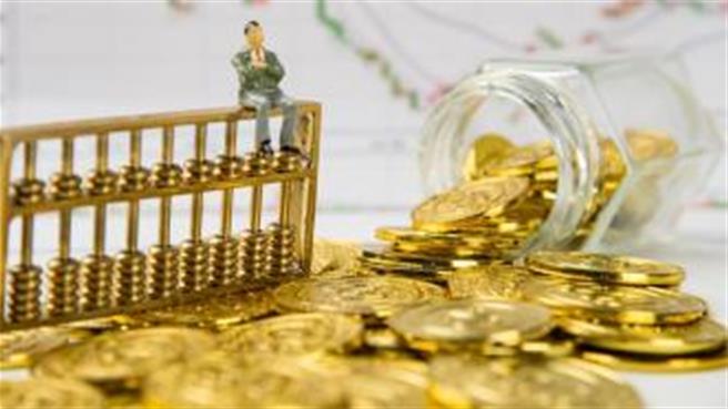 大陸第一季黃金首飾消費量同比下降3％，金條及金幣增長26.77％。（澎湃新聞）