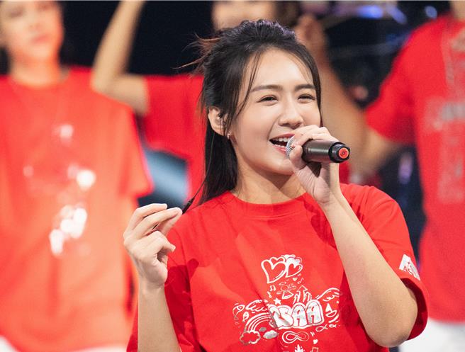 李又汝推出新单曲〈让耶稣带路〉。（艺起发光提供）