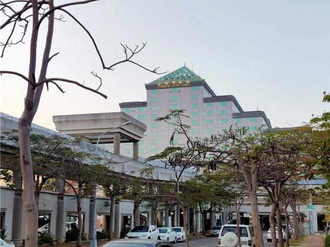 力旸能源小二甲禁令解套官商勾结弊案，台南市政府经发局有官员被起诉，将依《公务员服务法》等相关规定处理。（本报资料照片）