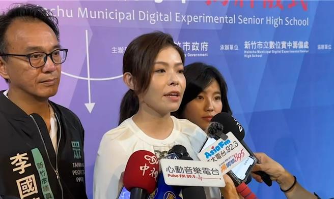 新竹市長高虹安26日表示，到越南參訪台商，跟在台灣看工廠是完全不一樣的概念，這樣可以多理解企業可能遇到限制，作為未來招商的參考。（陳育賢攝）