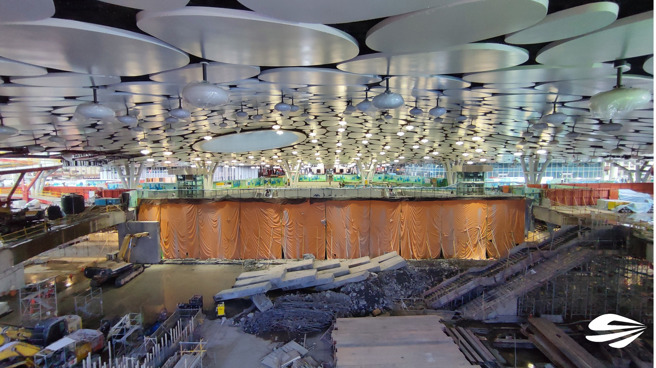 高雄车站下沉式广场将全面打通，工地照曝光，网友直呼华丽。（翻摄铁道局脸书）