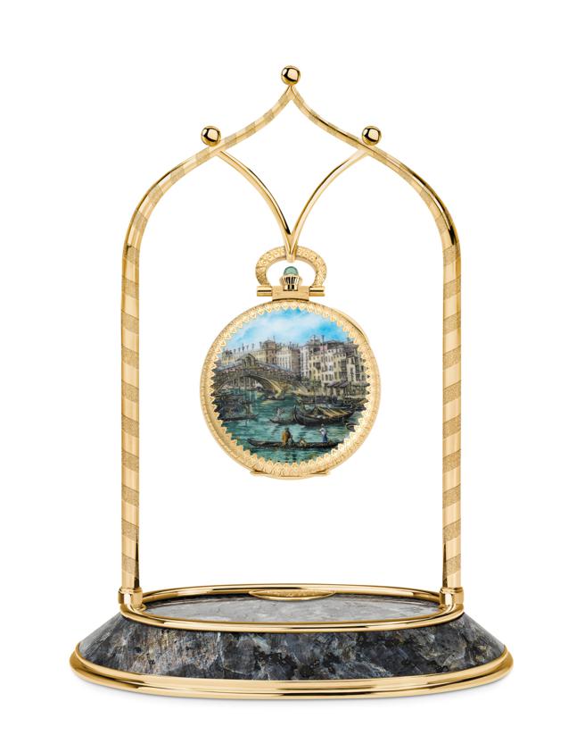 編號992/159J-001的懷表重現畫家加納萊托筆下的威尼斯里亞托橋景緻。（Patek Philippe提供）