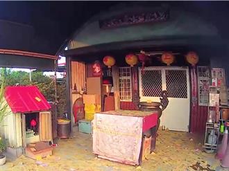 為了10萬元！撒冥紙砸廟還自拍 嗆聲「替天行道」