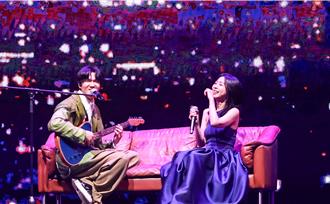 宇宙人二度攻蛋公開約會陳綺貞 小玉告白：我38歲未婚！