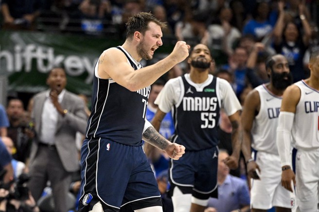 東契奇7日拿下22分、10籃板及9助攻的準大三元。(路透)