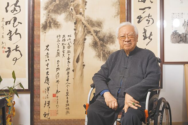 岭南派画家欧豪年。（本报资料照片）