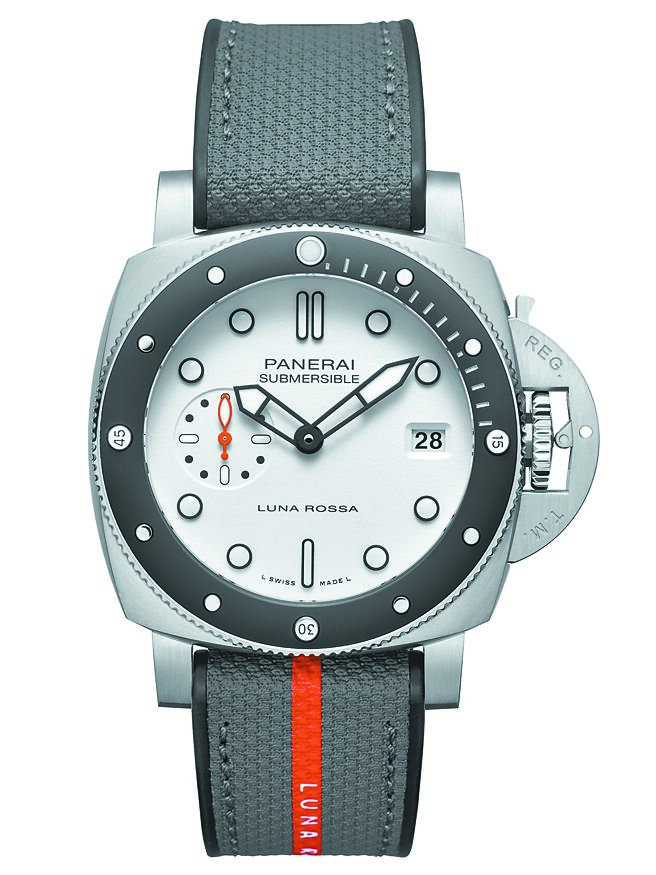 沛納海Submersible Luna Rossa PAM01579腕表，日前先在義大利專賣店販售，7月全球上市，約33萬8000元。（Panerai提供）