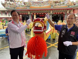龍潭歸鄉文化節開跑 張善政為龍舟點睛祈福