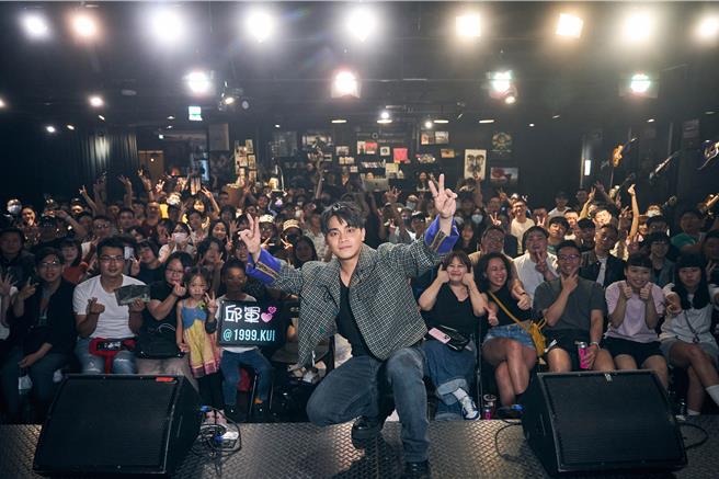 邱軍27日舉行第二場專場演唱會。（索尼音樂提供）