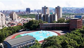 新校名未經核可就招生 及人高中挨罰30萬