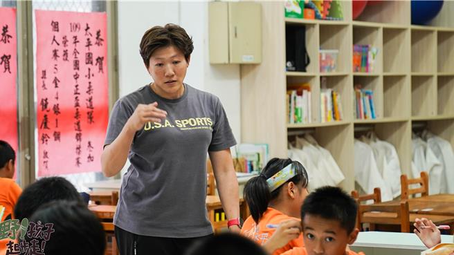 陈慧欣为爱赴台东任教。（海尔斯行销公司提供）