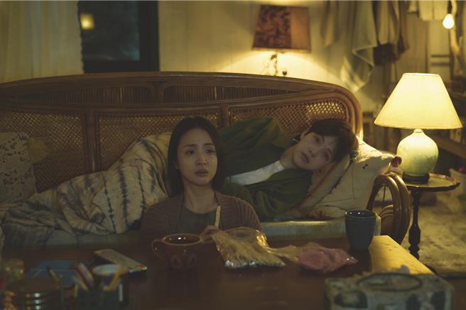 林依晨、许玮宁两位女主角被讚演艺大爆发。（公视、MyVideo提供）