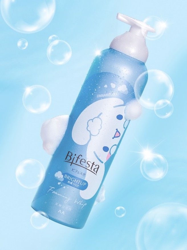 碧菲絲特 抗暗沉碳酸泡洗顏(大耳狗限定增量版) NT199/瓶。柔軟肌膚的乳酸成分搭配保濕的持久型玻尿酸，溫和清除老廢角質的同時也替肌膚保濕。(圖片/碧菲絲特提供)
