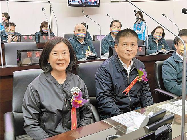 台南市正副议长贿选案歷经1年多的审理后，台南地方法院29日下午宣判。议长邱莉莉、副议长林志展等10名被告均无罪。（本报资料照片）