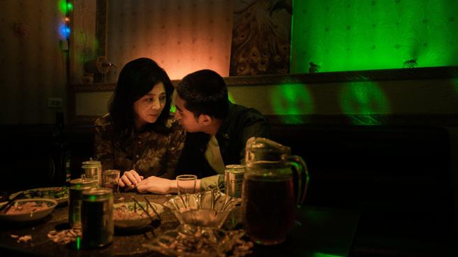 王彩樺，在《初聲》中與BL新星徐韜談起忘年之戀，表演真摯。（圖／高雄市文化局）