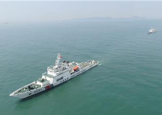 陸海警船今驅離2菲艇 外媒：陸強勢作風把菲推向美