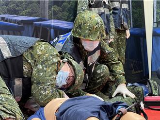 「戰傷訓練大樓」首導入AI！仿真情境高階假人「會眨眼」