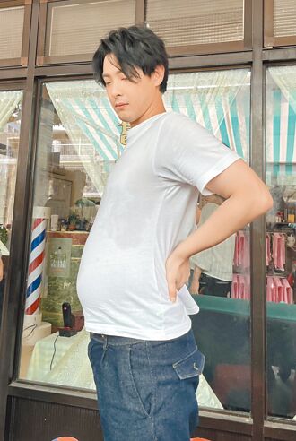 連晨翔狂塞甜食 3個月暴肥21公斤