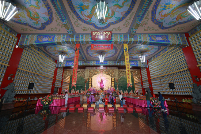 台南普法道济寺，主祀济公活佛，近日公告要举办消灾法会，警告农历5月中起至9月份可能有地龙翻身、地震之灾劫。(翻摄自普法道济寺 (济公活佛)
FB)