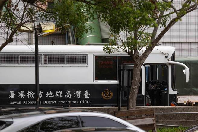 高雄某國小校長偷拍少女私密畫面，遭到裁定羈押，教育局火速予以撤職嚴辦。（袁庭堯攝）