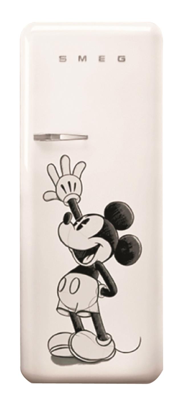 大叶高岛屋的「SMEG彩色復古冰箱 Disney联名款」，原价18万8000元、特价16万8000元。（大叶高岛屋提供／朱世凯台北传真）