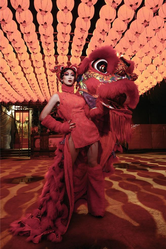 台灣變裝皇后「妮妃雅與瘋家」將參與巴黎文化奧運台灣館展演。（文化部提供／李怡芸台北傳真）