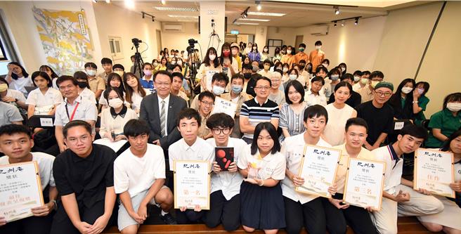 校刊竞赛也同时与专业评审和各校同好交流。（纪州庵文学森林提供／李怡芸台北传真）