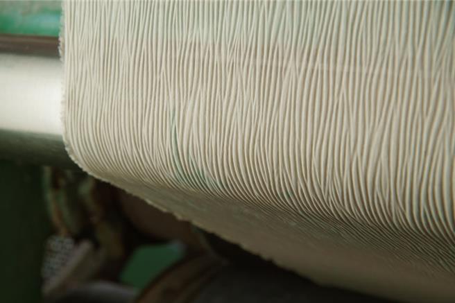 Plantation從生產到最後織出布料，都力求親身參與。（君梵提供／黃唯淯台北傳真）