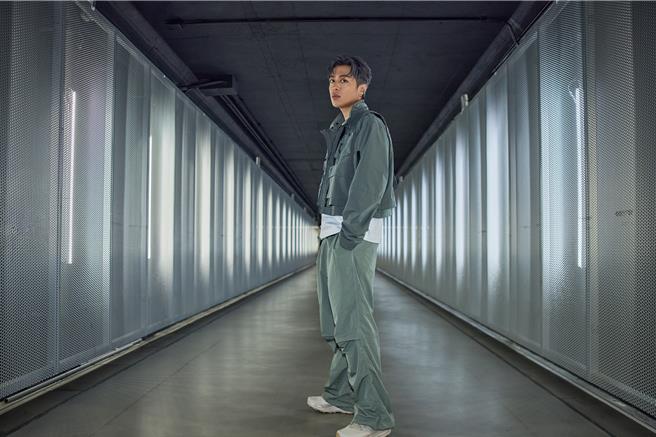 香港歌手AP潘宇謙預告將推出2024年創作專輯。（認可音樂提供）