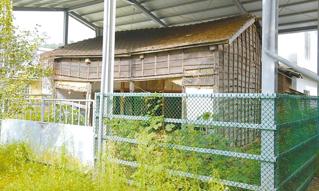 苗栗縣獅潭鄉歷史建築日式庄長宿舍，已有100多年歷史，經獅潭鄉公所爭取獲客委會補助2300萬元，預計今年底展開修復工作。（苗栗縣政府提供／李京昇苗栗傳真）