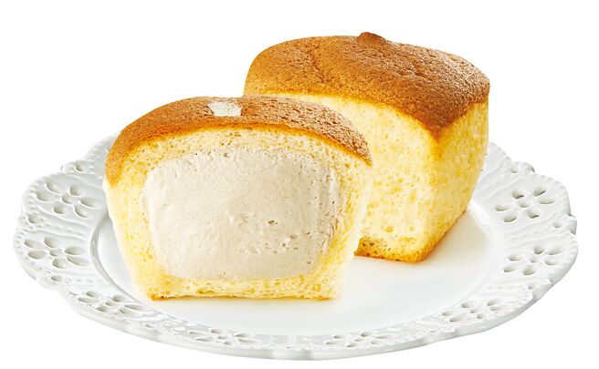 萊爾富Hi sweeti「爆餡奶茶舒芙蕾蛋糕」，42元。（萊爾富提供）