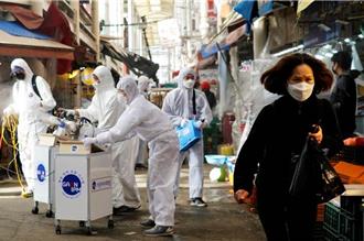 韓國醫療機構強制口罩令解除 新冠預警下調至「警戒」