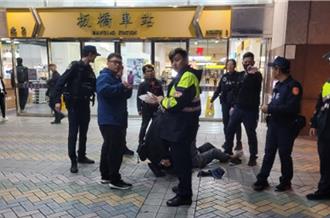 取締抽菸遭通緝犯追砍  板橋警腹部大量出血　同事路過救他一命